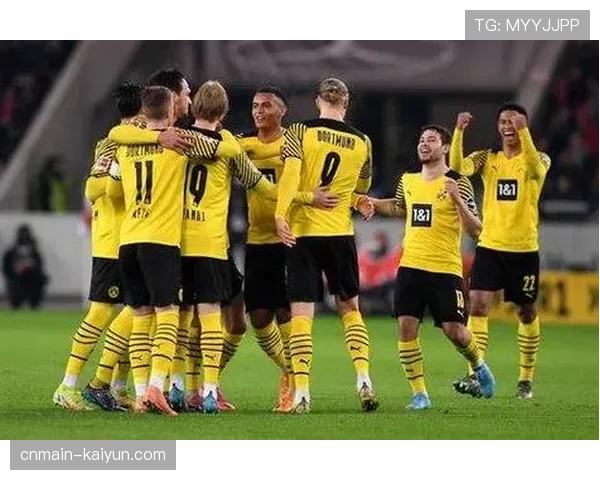 斯图加特3比2力克法兰克福 积分紧咬多特蒙德