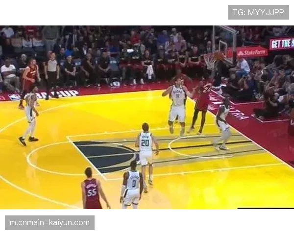 海史密斯膝盖伤势高挂免战牌 热火侧翼防守轮转深度受损 海史密斯膝盖伤势高挂免战牌 热火侧翼防守轮转深度受损